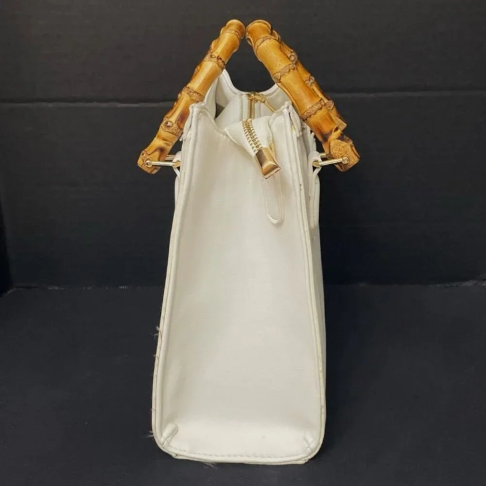 White Faux Leather Handbag w/ Bamboo Double Handles Free Standing Footed - Picture 4 of 11